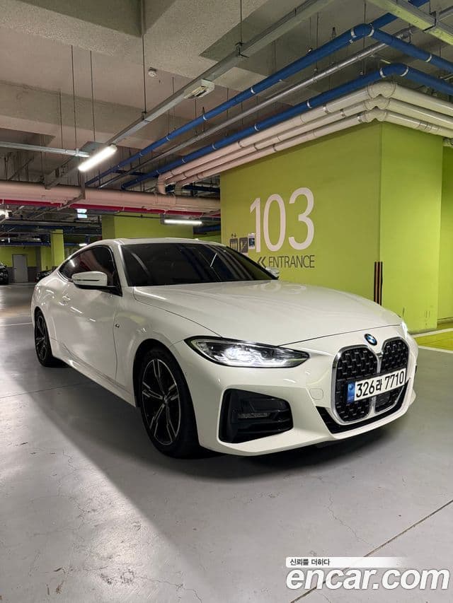 BMW 4 Series (G22)