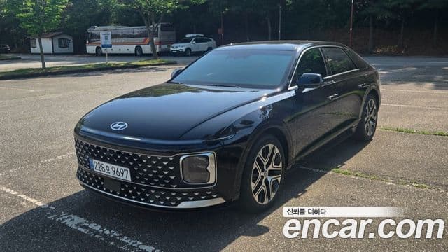 Hyundai Grandeur Hybrid (GN7) 1