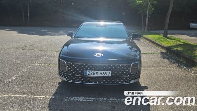 Hyundai Grandeur Hybrid (GN7) 3