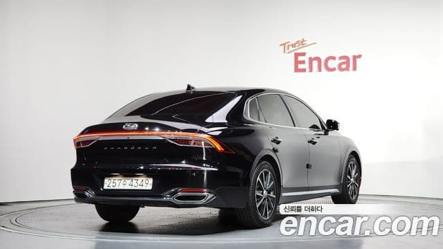 Hyundai The New Grandeur IG 2