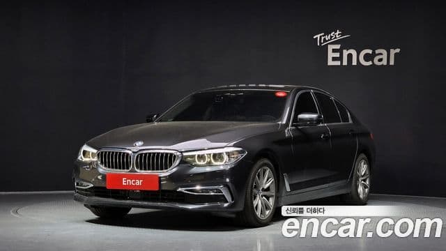 BMW 5 Series (G30)