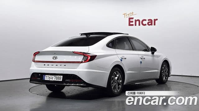 Hyundai Sonata (DN8) 2
