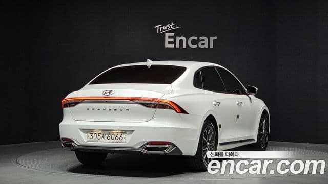 Hyundai The New Grandeur IG 2