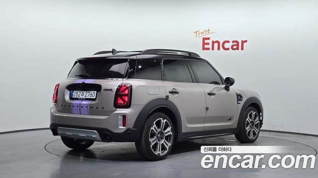 MINI Cooper S Countryman 2