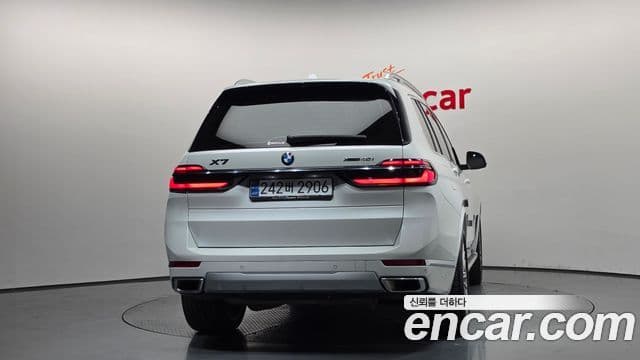 BMW X7 (G07) 4