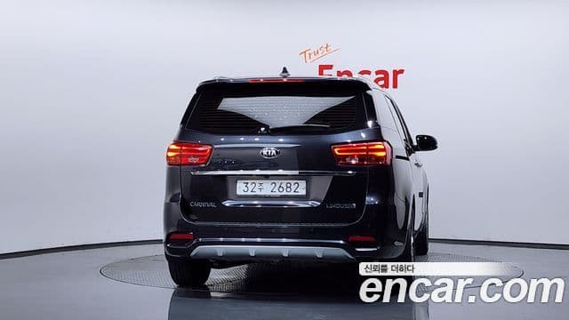 Kia The New Carnival 4