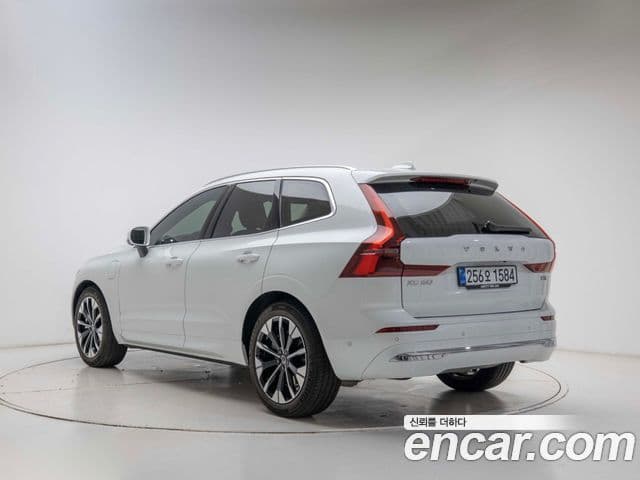 Volvo XC60 2nd Gen 2