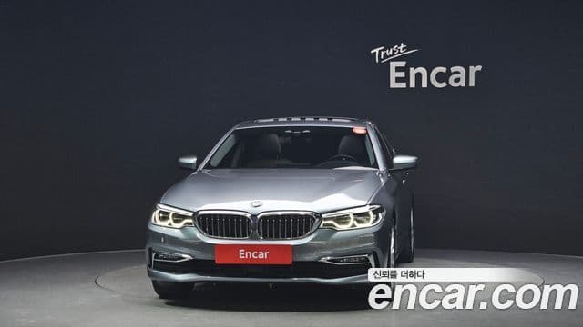 BMW 5 Series (G30) 2