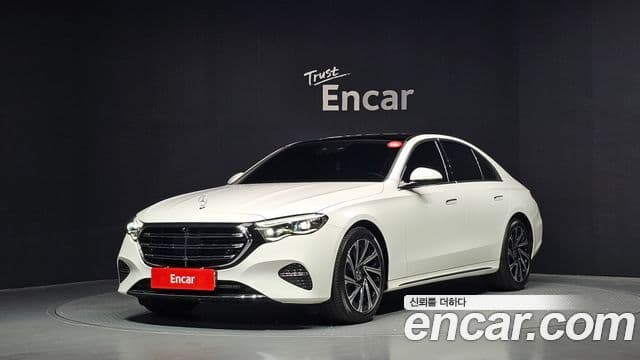 Mercedes-Benz E-Class W214