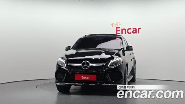 Mercedes-Benz GLE-Class W166 2