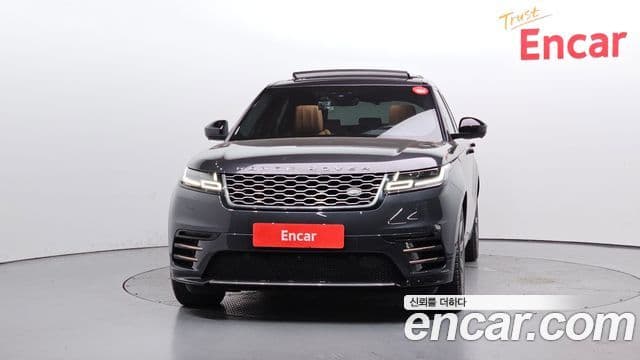 Land Rover Range Rover Velar 2