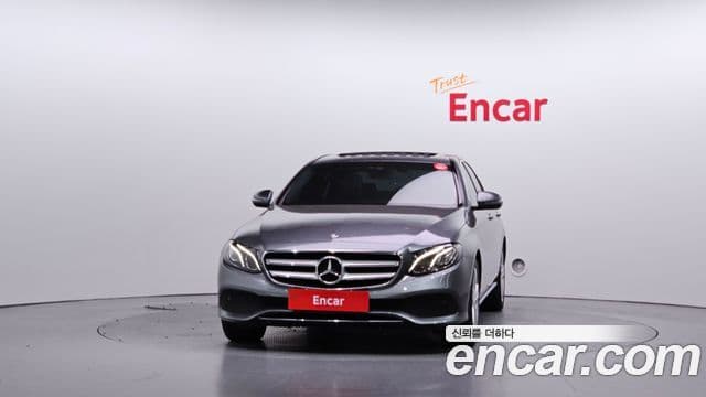 Mercedes-Benz E-Class W213 2