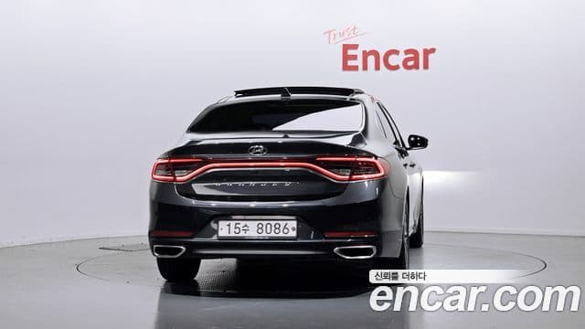 Hyundai Grandeur IG Hybrid 4
