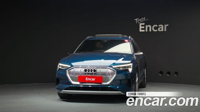 Audi e-tron 3