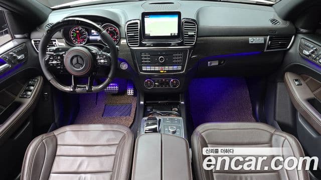 Mercedes-Benz GLE-Class W166 4