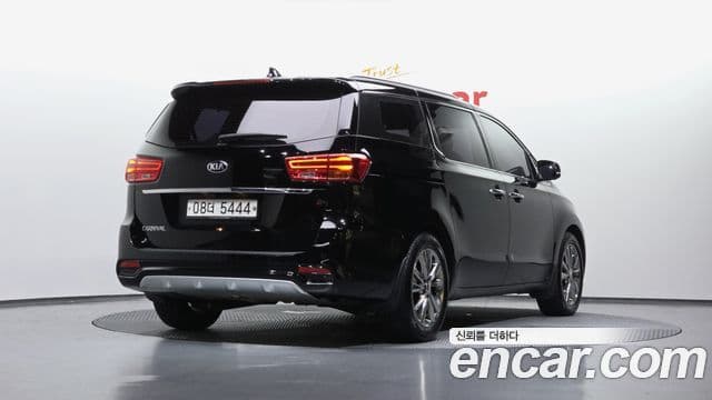 Kia The New Carnival 2