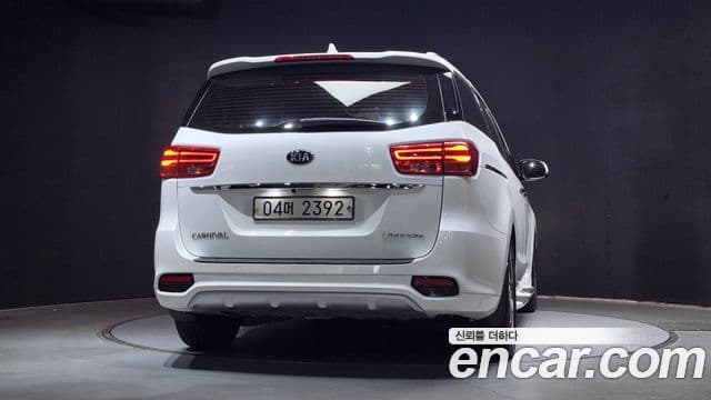 Kia The New Carnival 3
