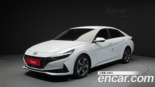Hyundai Avante (CN7) 1