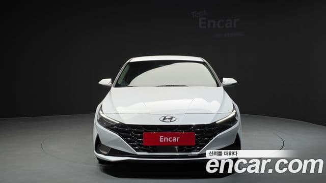 Hyundai Avante (CN7) 3