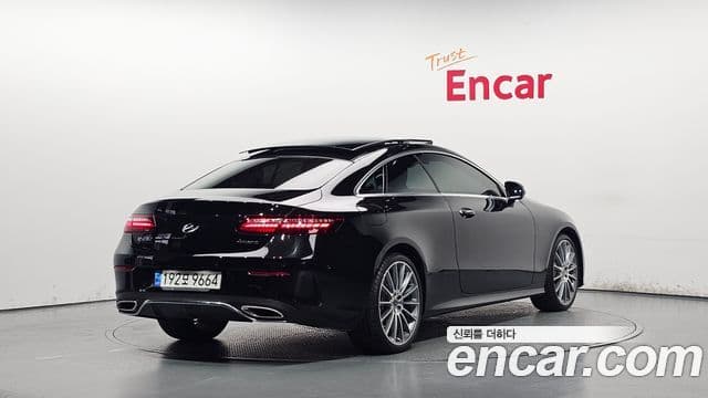 Mercedes-Benz E-Class W213 2
