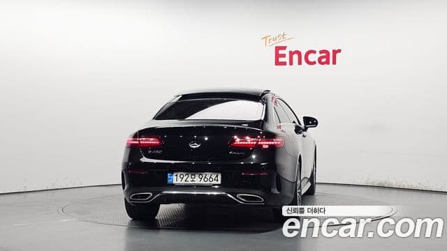 Mercedes-Benz E-Class W213 4
