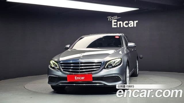 Mercedes-Benz E-Class W213 3