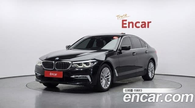 BMW 5 Series (G30)