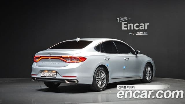 Hyundai Grandeur IG 2