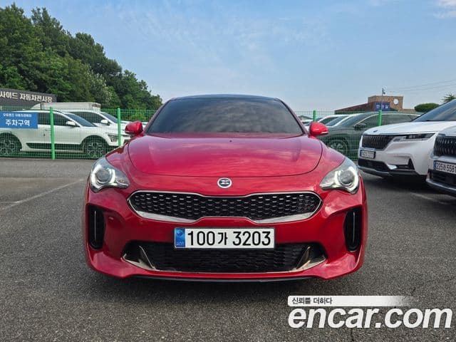 Kia Stinger — 1