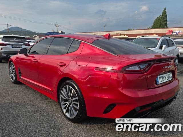 Kia Stinger 3