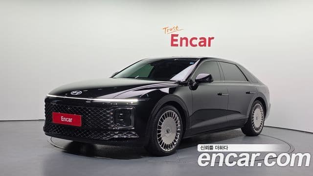 Hyundai Grandeur Hybrid (GN7) — 1