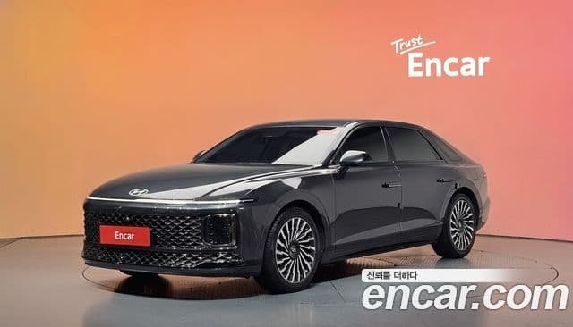 Hyundai Grandeur Hybrid (GN7) — 1
