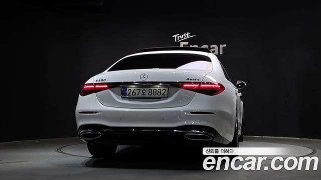 Mercedes-Benz S-Class W223 4