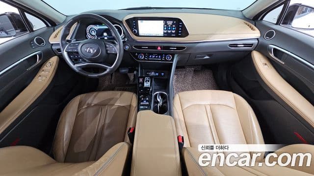 Hyundai Sonata (DN8) 4