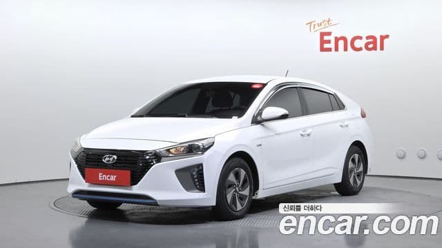 Hyundai Ioniq Hybrid 1