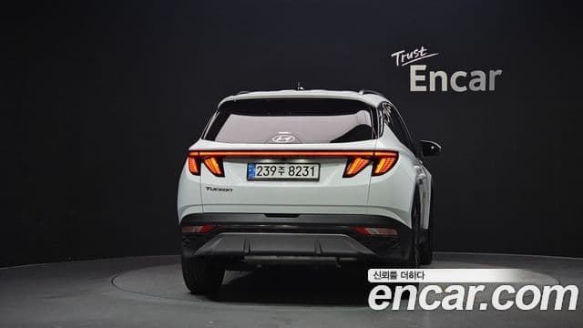 Hyundai Tucson Hybrid (NX4) 3