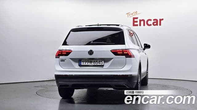 Volkswagen Tiguan Allspace 4