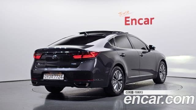 Kia All New K7 Hybrid 2