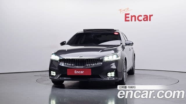 Kia All New K7 Hybrid 3