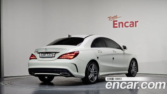 Mercedes-Benz CLA-Class C117 2