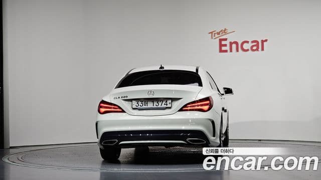 Mercedes-Benz CLA-Class C117 4