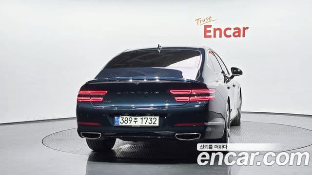 Genesis G80 (RG3) 4