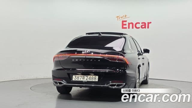 Hyundai The New Grandeur IG 4