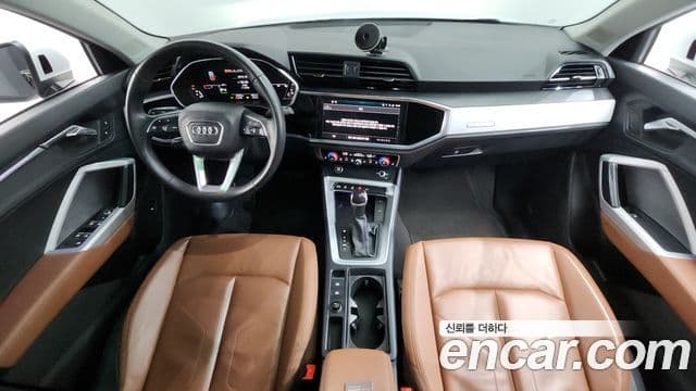 Audi Q3 (F3) 4
