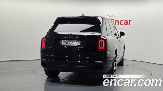 Rolls-Royce Cullinan 4