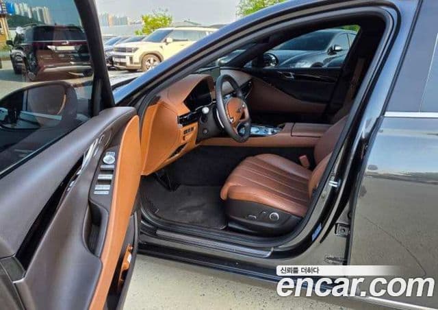 Genesis G80 (RG3) 4