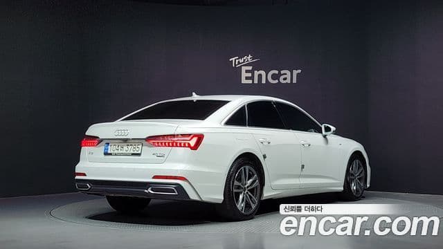 Audi A6 (C8) 2