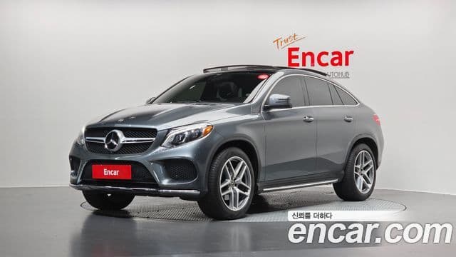 Mercedes-Benz GLE-Class W166
