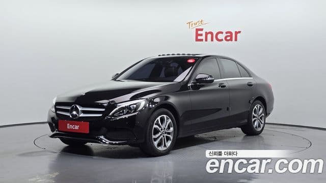 Mercedes-Benz C-Class W205 1