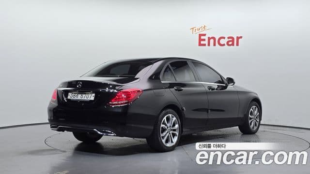 Mercedes-Benz C-Class W205 2